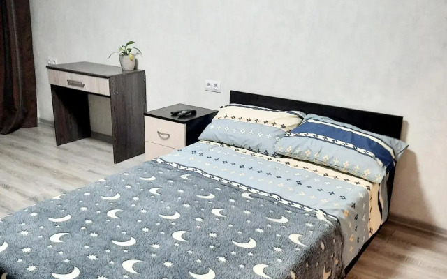 Apartments on Stroiteley Avenue 9k3