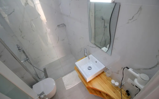Elena Hotel