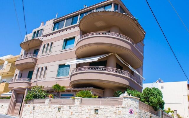 Penthouse City Apartment