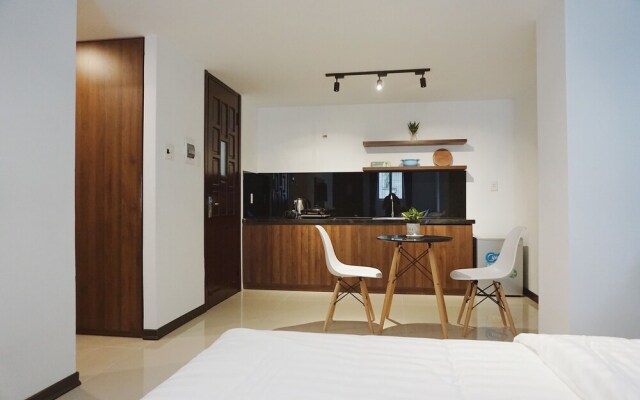 Elly Apartment