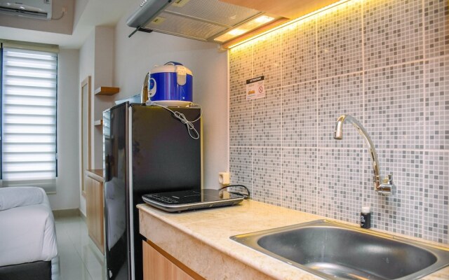 Nice And Cozy Studio At Evenciio Apartment