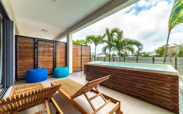 Immaculate 2-bed Apartment in Pereybere Grand Baie