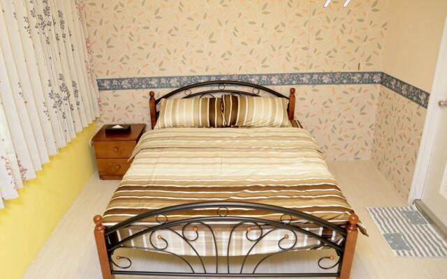 Yo Yo Home Hostel