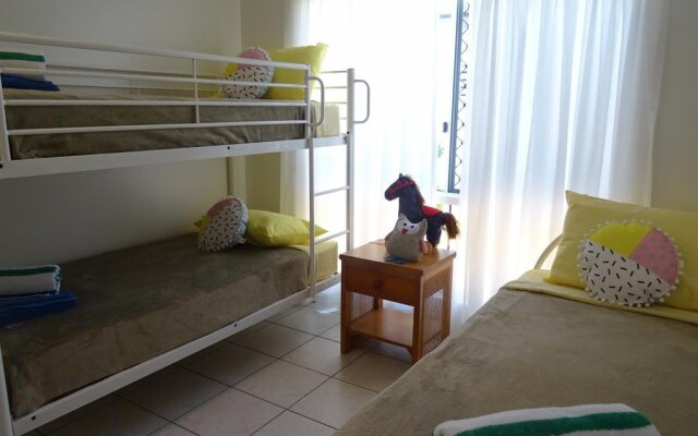 Palm Cove Holiday House
