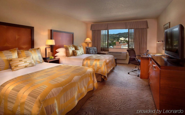 The Paramount Hotel