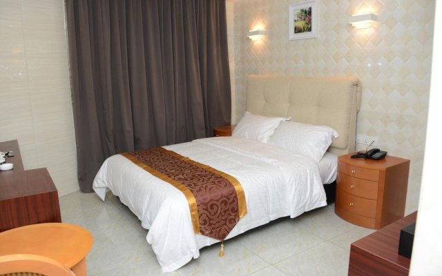 Suwara Hotel