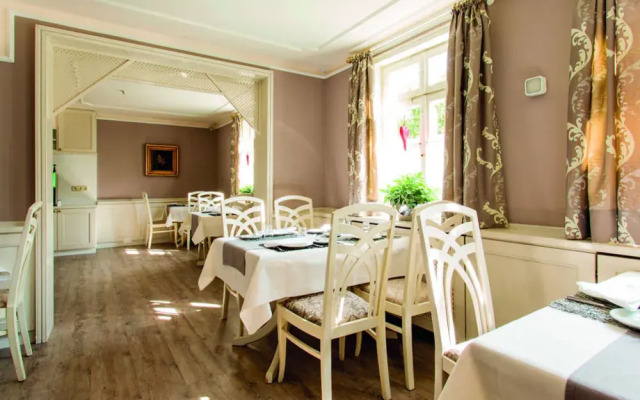 Altes Pfarrhaus Hotel und Restaurant