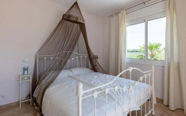 Magnificent Villa in Sant Pere Pescador with Private Pool