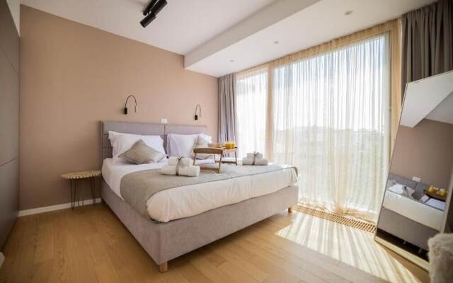 Penthouse Suite Arben