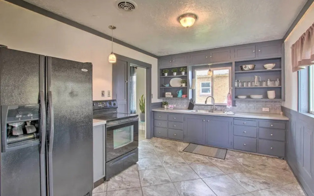 Convenient Preston Retreat w/ Private Yard!