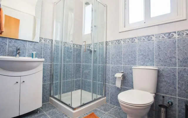 Villa Shaye AQ Me16