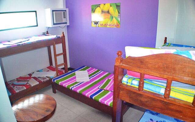 Mayon Backpackers Hostel