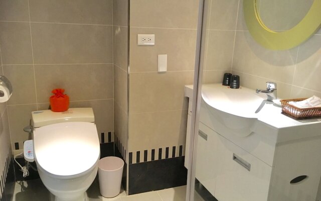 Green Garden Apartments-A