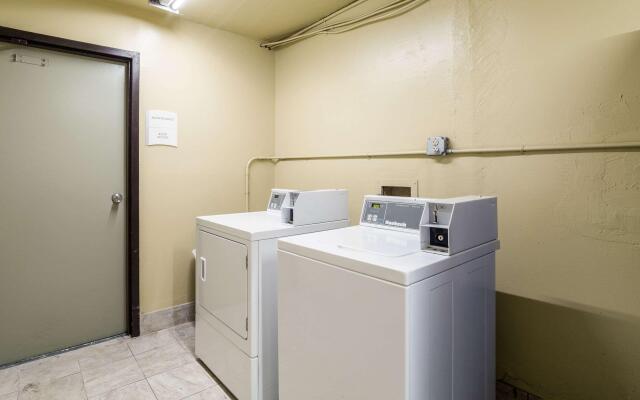 Quality Inn Coliseum
