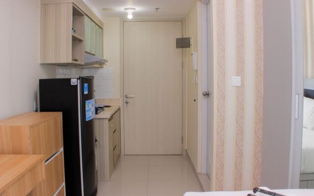 Warm And Homey Studio Apartment At Springlake Summarecon Bekasi