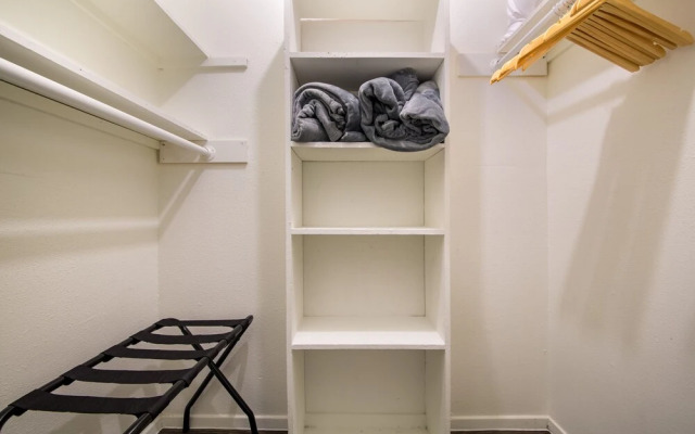 Wanderjaunt - Travis Heights Apartments