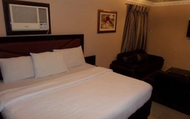 Maidaville Hotel and Suites
