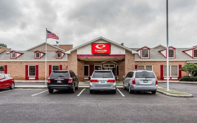 Econo Lodge Inn & Suites Enterprise