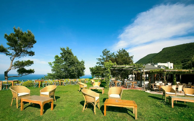Hotel Emilia