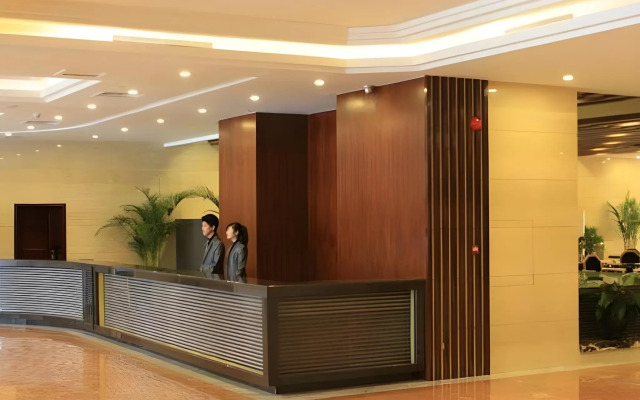 Yijia International Hotel