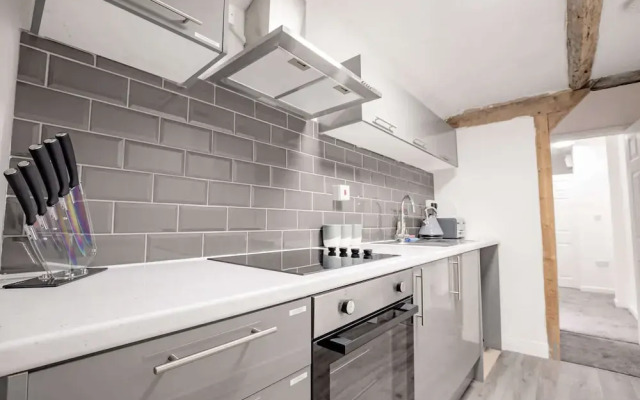 Host Stay New Street Dwelling