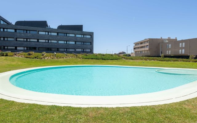 Lovely Apartment with Swimming Pool in Apúlia