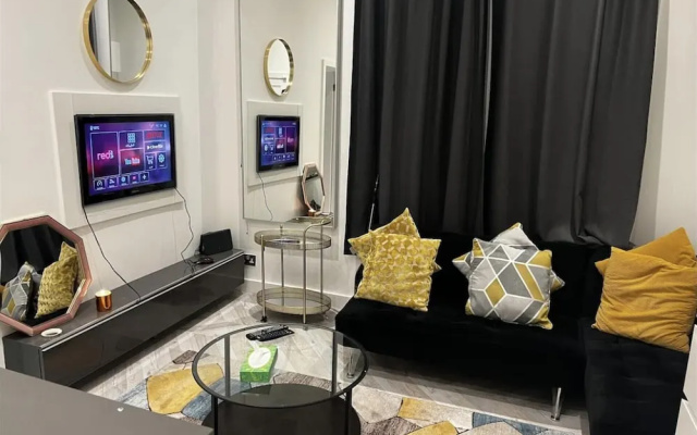 Immaculate 1-bed Apartment in the Heart of Chelsea