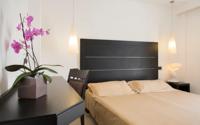 Sunny Day Club Hotel