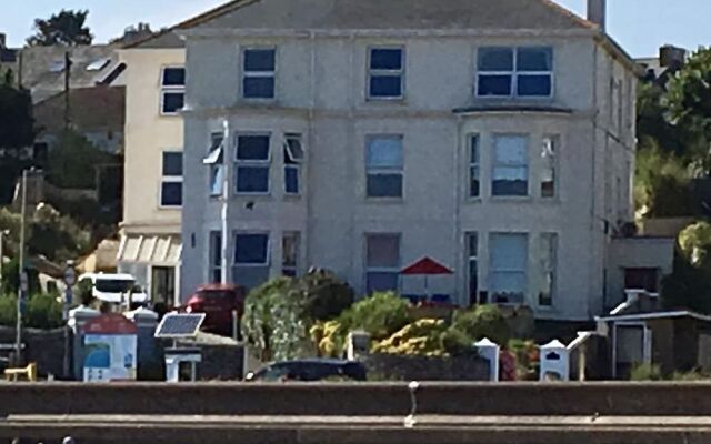 Beaumont Guest House