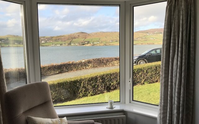 Dunfanaghy - Sea Views- in Village - Parking