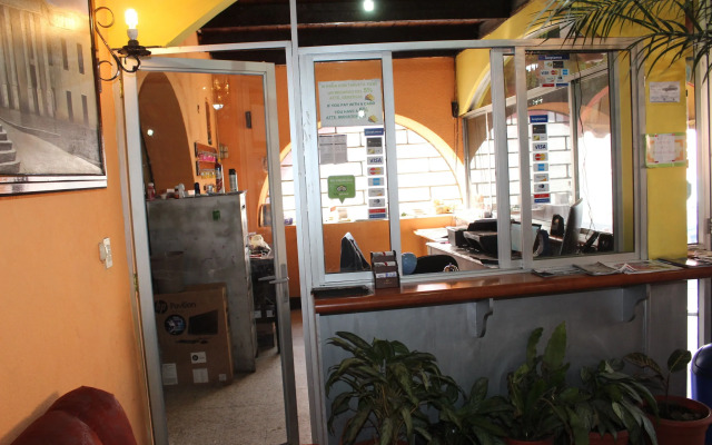 Hotel Casa del Viajero - Hostel