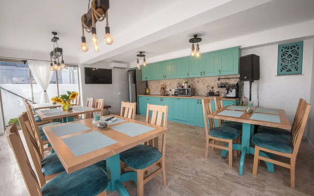 Thaya Rooms
