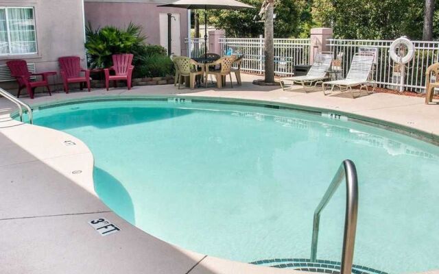 Suburban Extended Stay Hilton Head