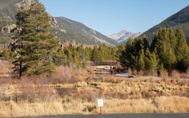 SDC203 Snowdance by RedAwning