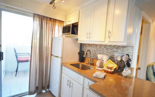 KV1009 Waikiki 2463 Kuhio Ave Honolulu