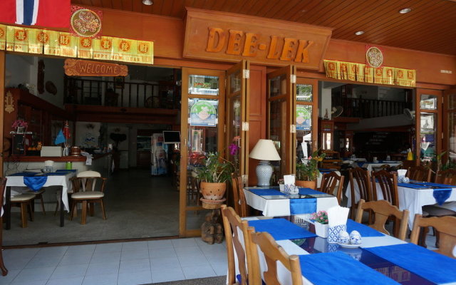 Dee-Lek Guesthouse and Restaurant