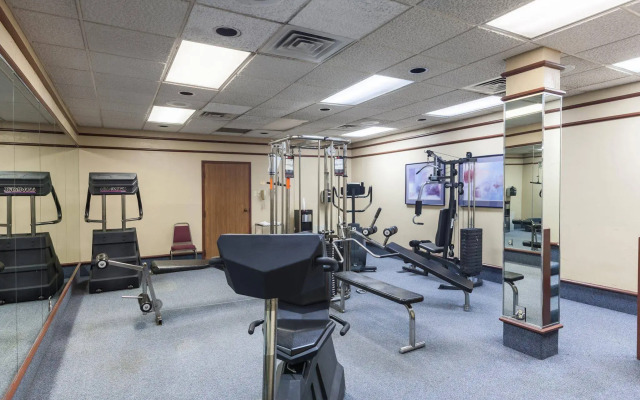 Quality Inn & Suites Plano