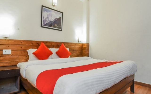 OYO 13410 Hotel Sunflower