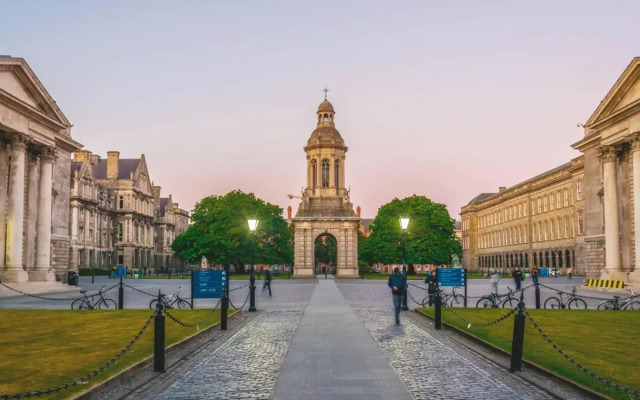 Travelodge PLUS Dublin City Centre