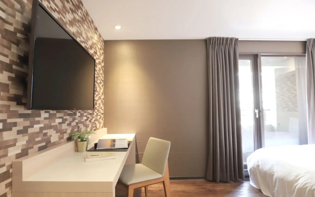 Talmud Hotel Yizhong