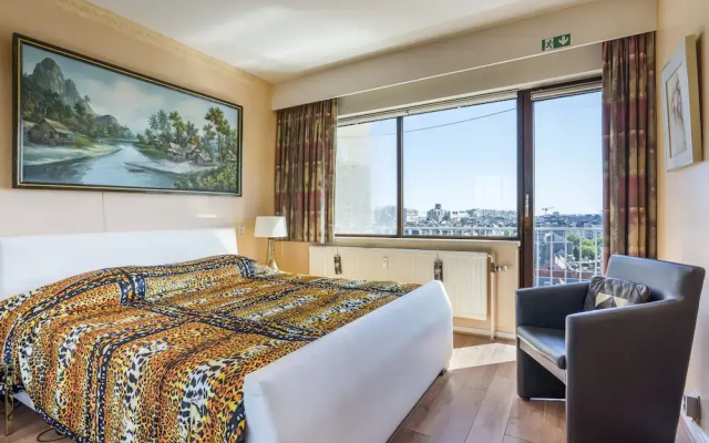 Authentic Apartment With View