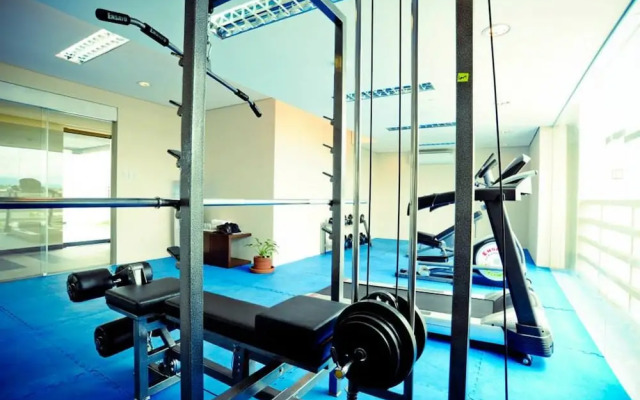 San Tomas Suites