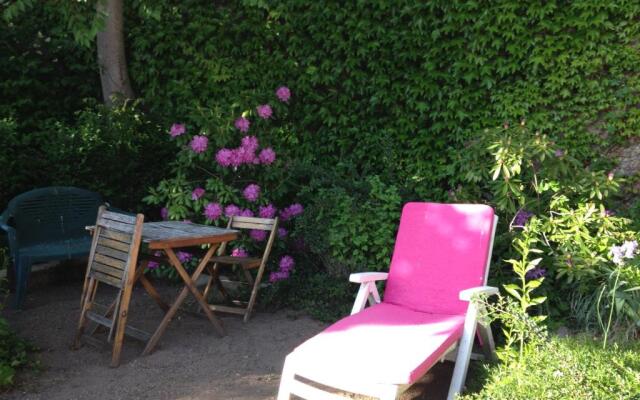 Aquanerius Residence