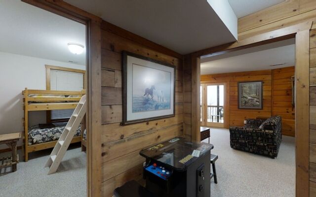 Horsin Around Tennessee