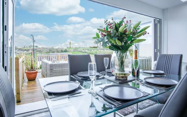 Pencw Garden View - 3 Bed Apartment - Saundersfoot