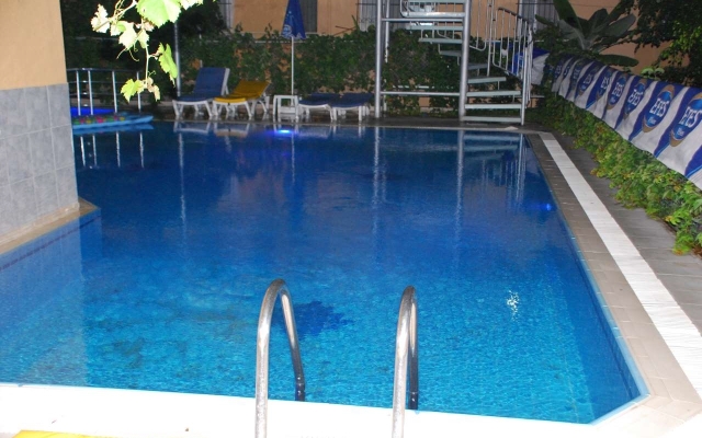 Kleopatra İkiz Otel