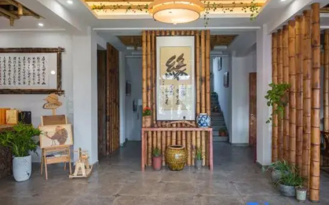 Yunqi · She Hostel