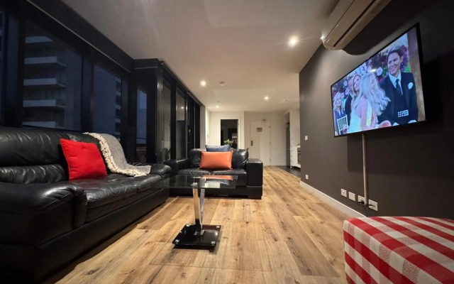 Aura on Flinders Serviced Apartments
