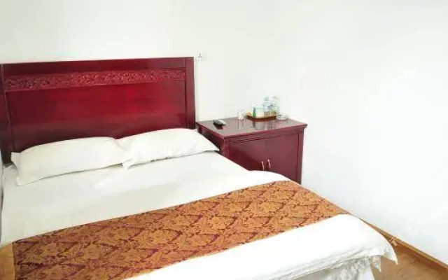 Xizhou Yun'er Fishing House Inn