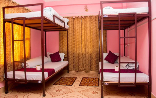 Mount Blue Tourist Hostel
